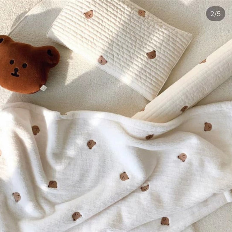 Korean Ins style new baby blanket hug blanket baby going out blanket children embroidery autumn and winter nap blanket