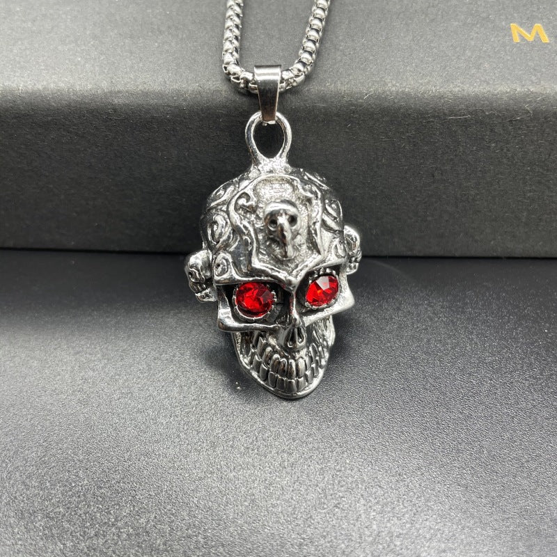 Retro Hip Hop Skull Titanium Steel Necklace Men and Women Domineering Skull Pendant Necklace Halloween Dress Up Gift Pendant