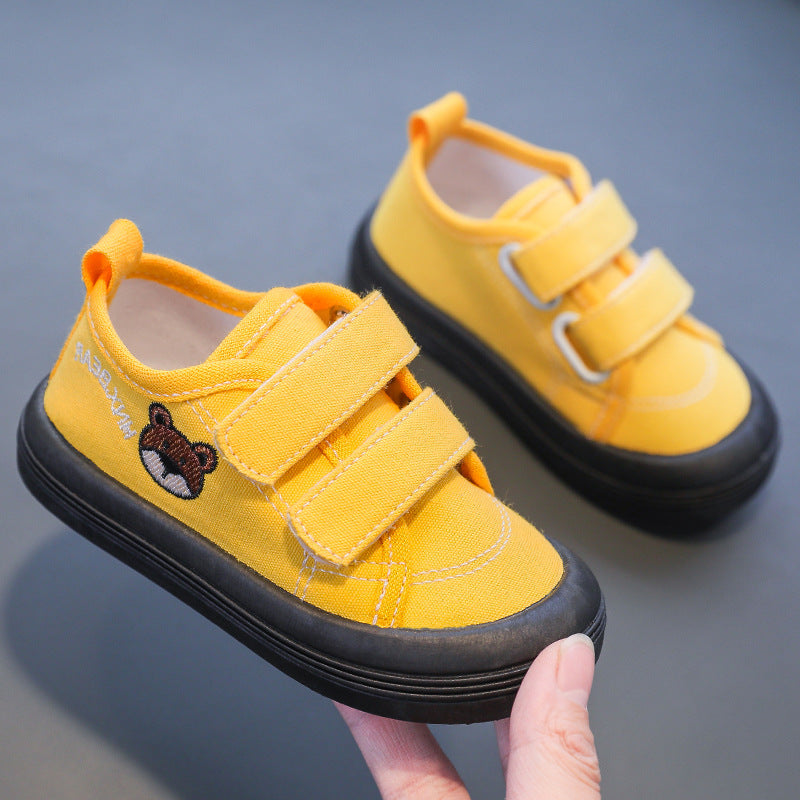 Children's shoes wholesale children's canvas shoes girls' skate shoes small and medium children's Velcro male baby kindergarten soft-soled indoor shoes