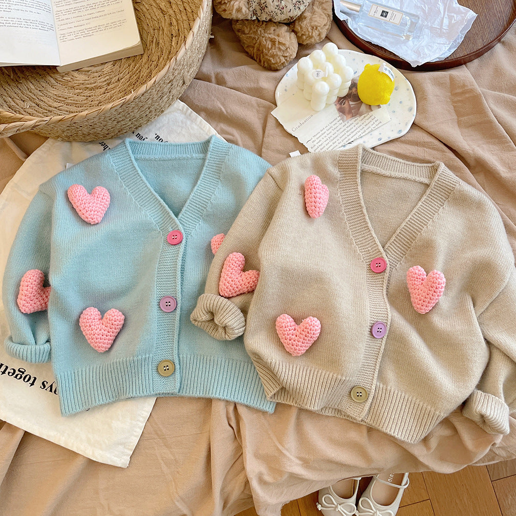 Korean children's clothing girls knitted cardigan autumn style 24 new style sweater children baby wool love coat