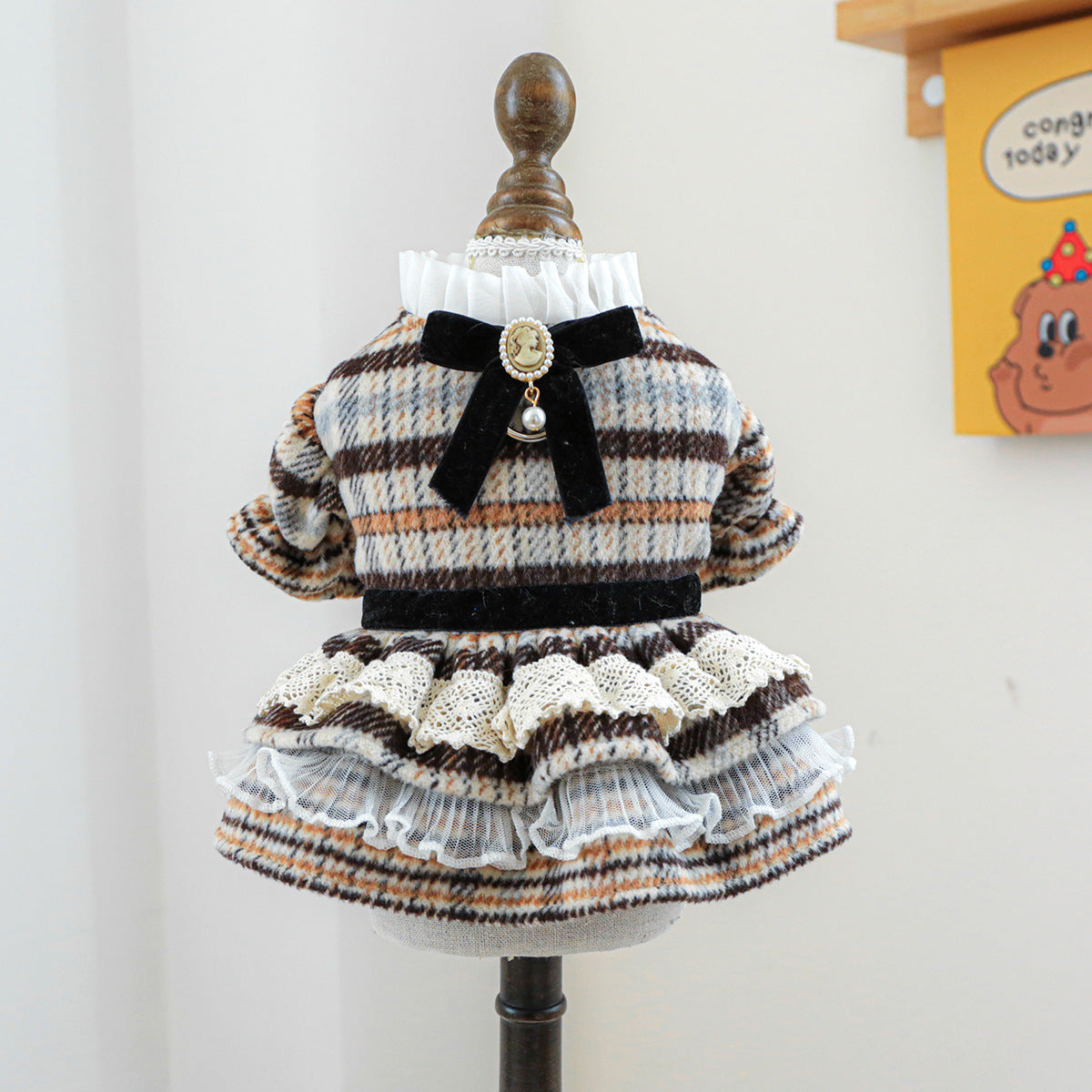 Spot cross-border hot-selling pet puppy and cat clothes source factory autumn and winter new blue noble dress skirt