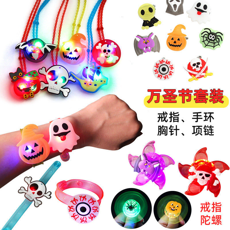 Cross-border Amazon Halloween glow necklace finger gyroscope LED flash pumpkin luminous ghost head pendant toy