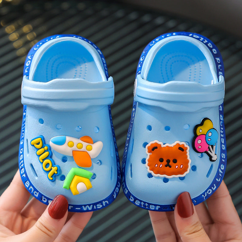 Children's slippers summer girls cute soft bottom non-slip children's sandals and slippers for children infants baby baby hole shoes boys