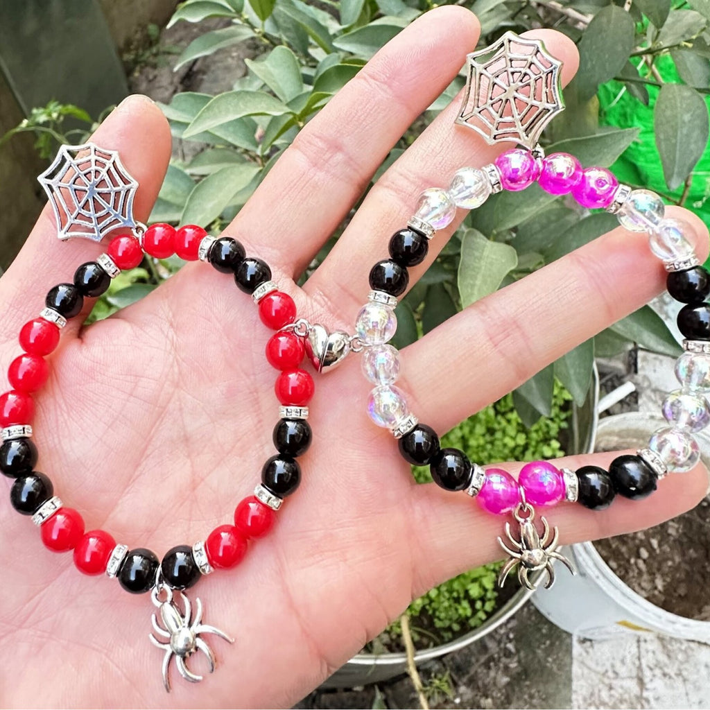Cross-border hot selling Halloween spider love magnetic attraction bracelet beaded elastic adjustable couple holiday bracelet