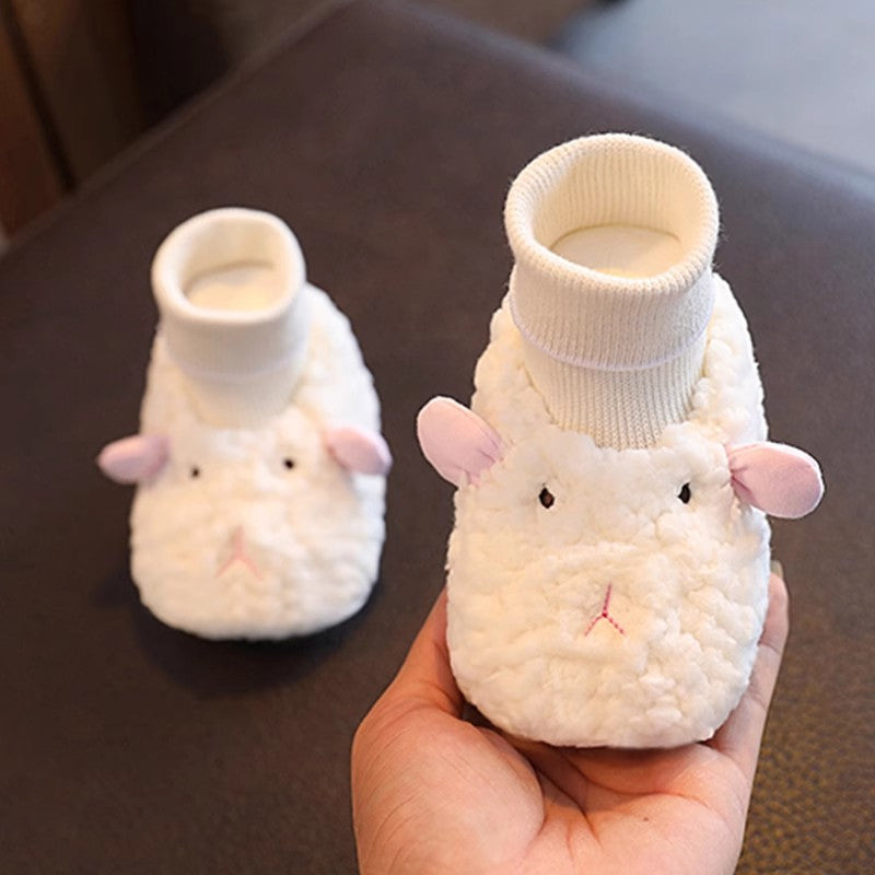 Autumn and winter infant shoes plus velvet 0-1 year old baby soft sole non-falling cotton shoes keep warm newborn full moon shoes and socks