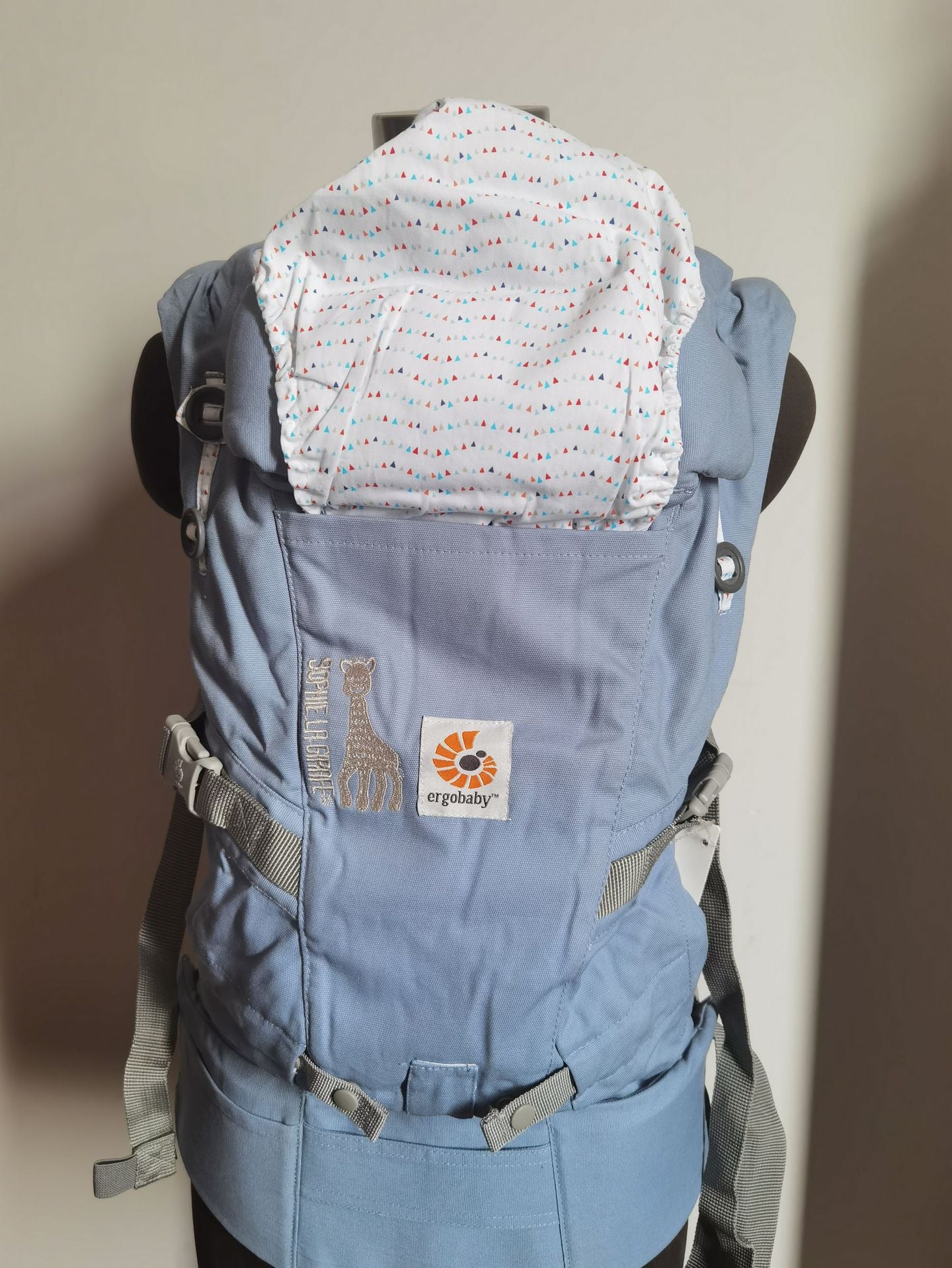 Baby carrier for going out, simple and easy to hold baby horizontally, front and back dual-purpose, multifunctional and lightweight, cross-border baby carrier