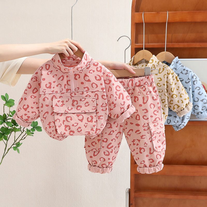 Baby spring clothes 2024 new boys and girls two-piece suits for children leopard print stand collar suits for one piece