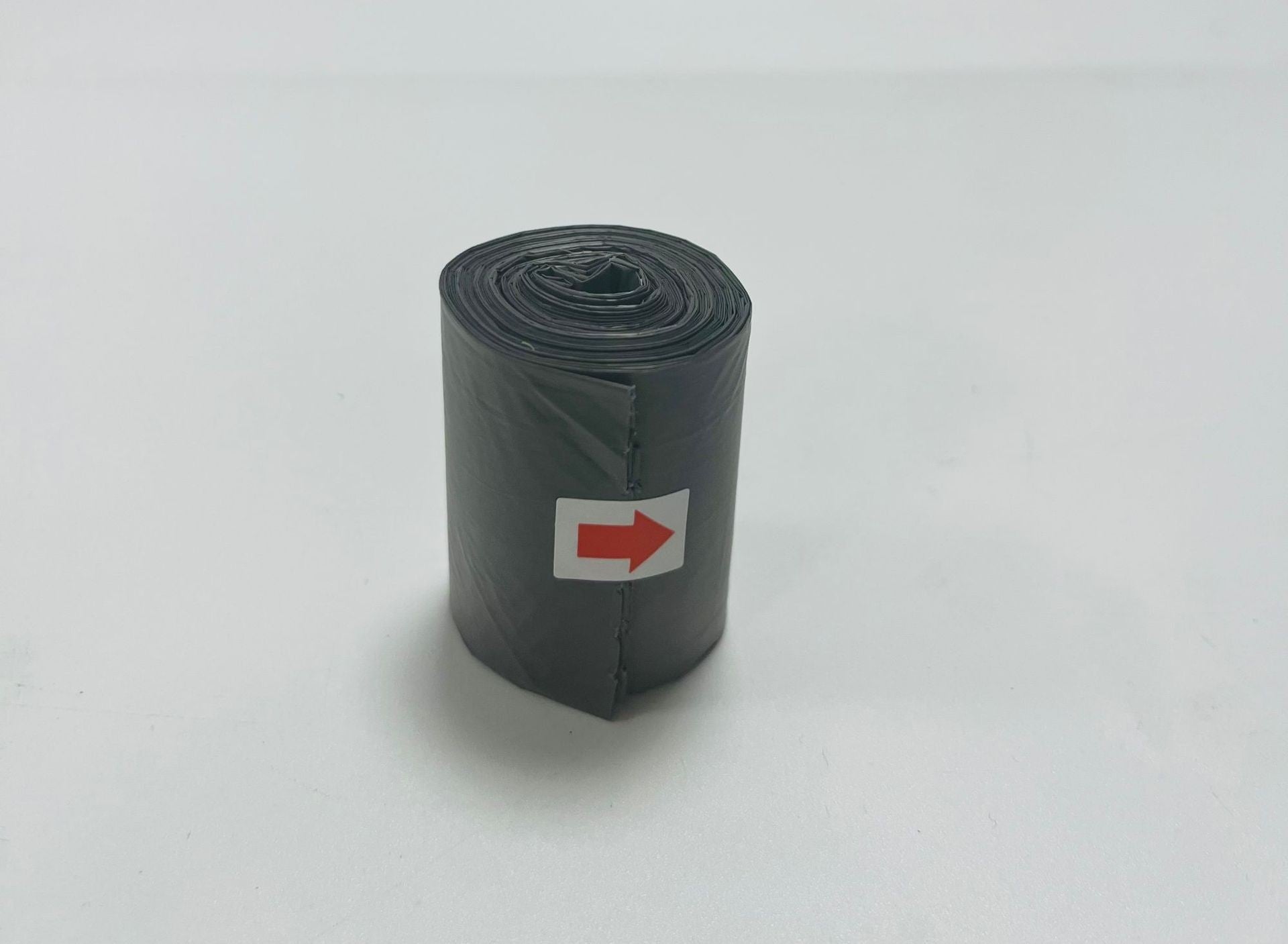 Pet poop picker for dogs when going out, portable dog poop clip for walking the dog, foldable poop scooper, garbage bag, cat poop picker