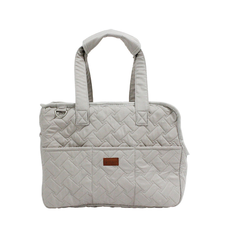 Amazon cross-border hot-selling fashion diamond-shaped portable dog large-capacity breathable pet shoulder messenger bag