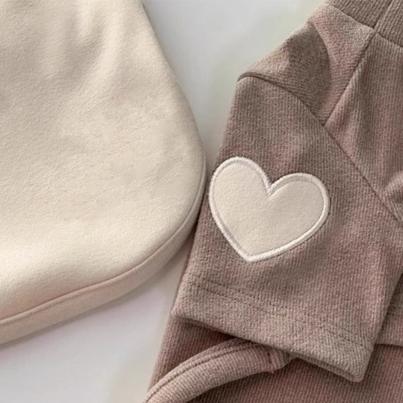 Autumn and winter dog clothes all-match love German fleece bottoming shirt small and medium-sized dogs Teddy cat pet clothing wholesale