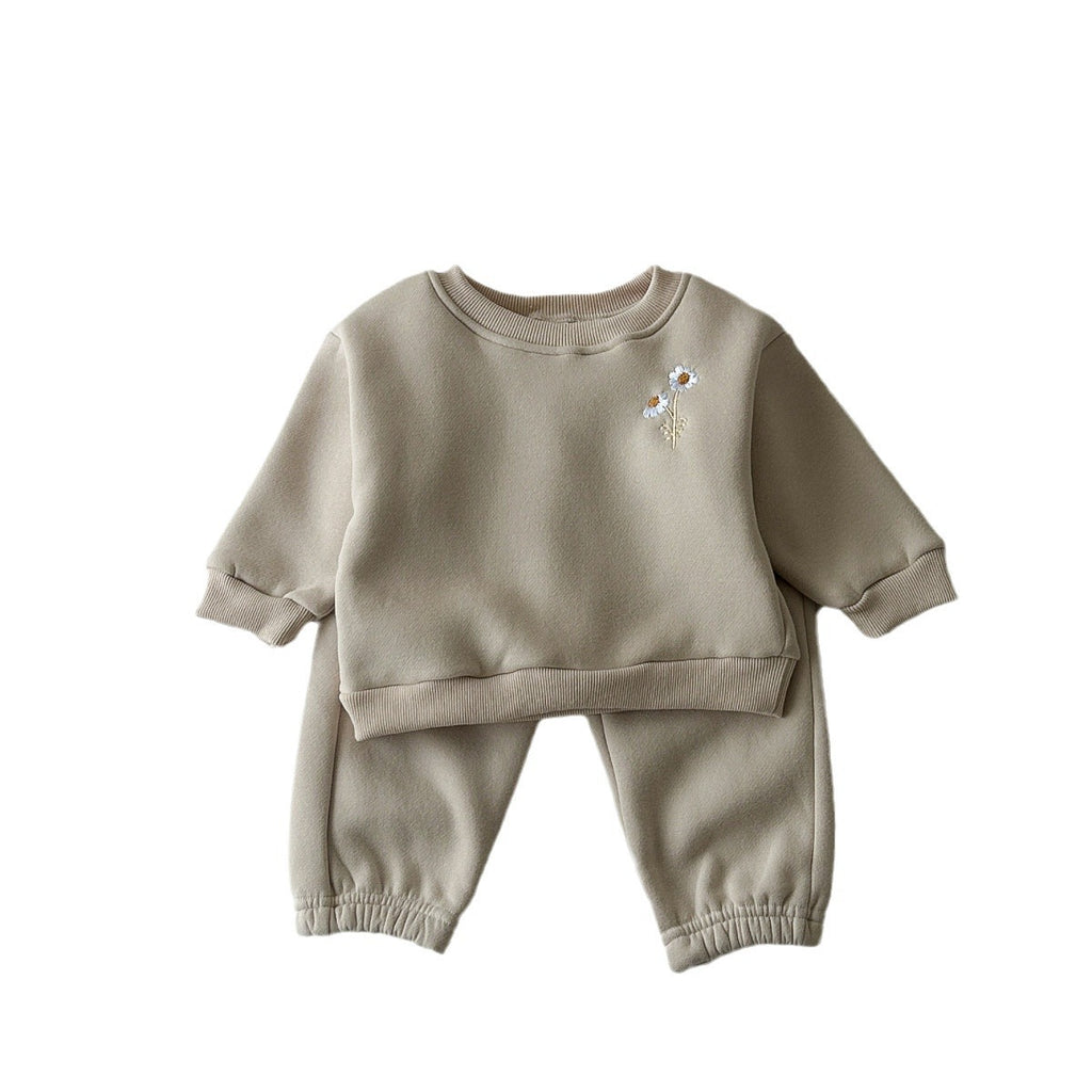 INS Korean version of the winter newborn floral embroidery plus velvet long-sleeved two-piece children's baby round neck sweater suit