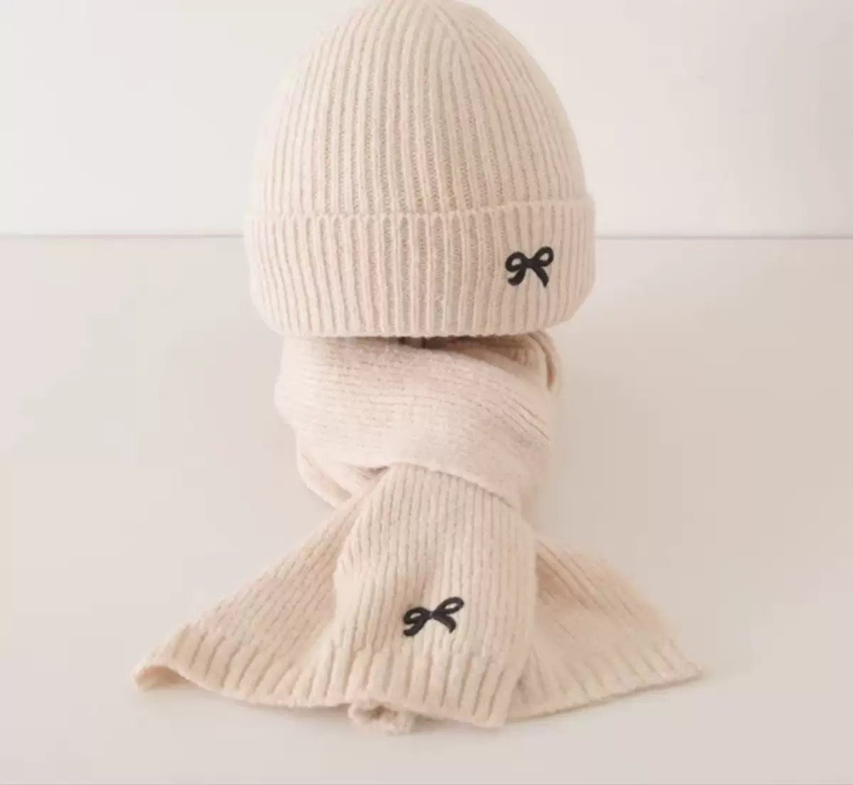 Two-piece children's hat scarf autumn and winter Korean style knitted hat baby warm wool hat boys and girls pullover hat