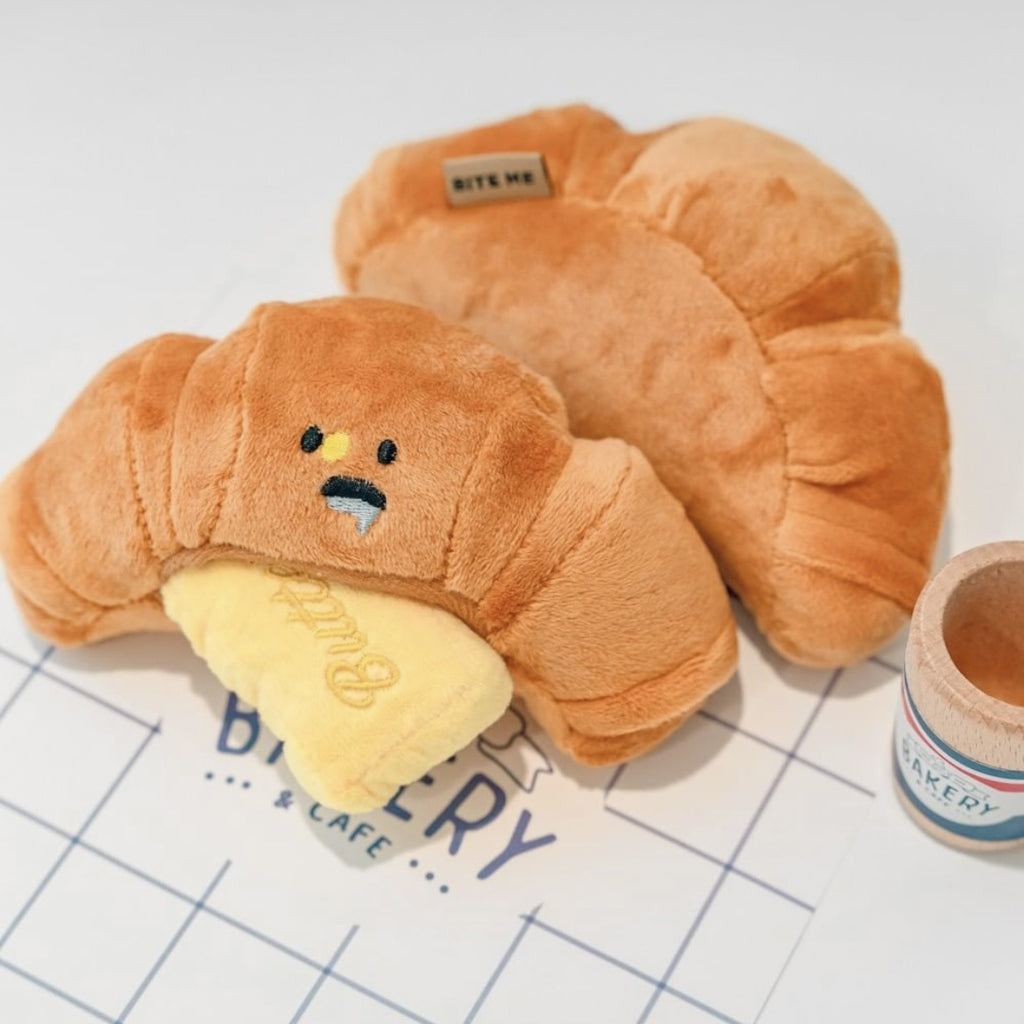 Korean butter croissant hidden food sniffing toy foreign trade pet dog BB barking sound bread plush toy spot