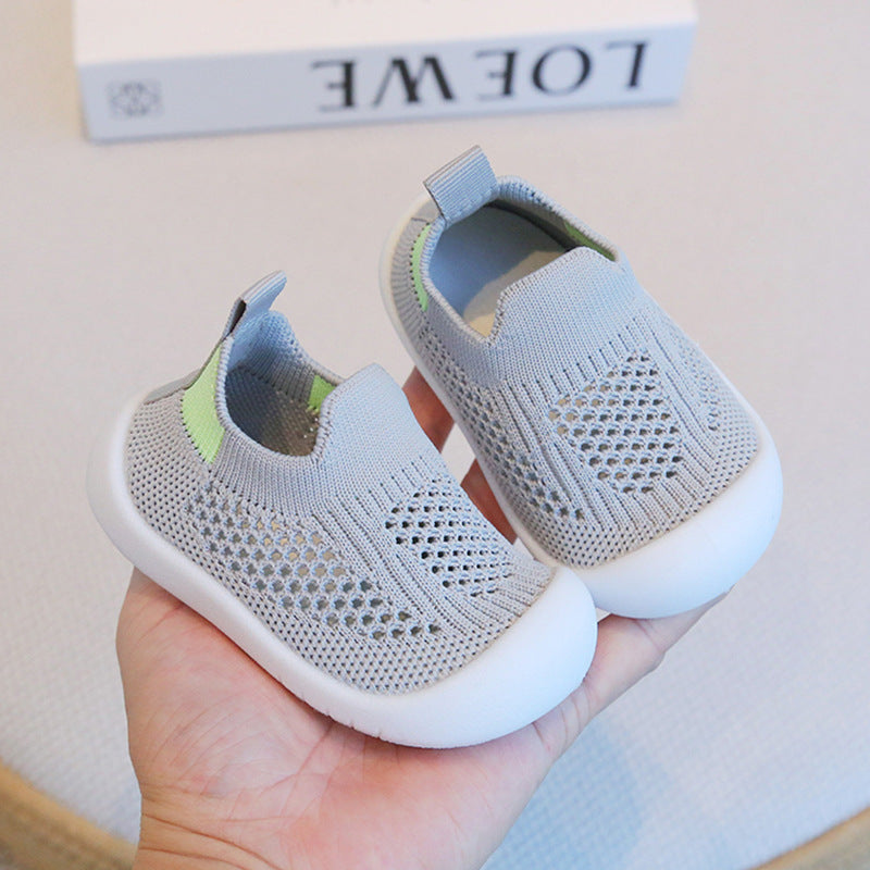 Spring and summer children's baby breathable flying mesh shoes baby anti-collision soft bottom toddler shoes boys and girls sugar casual shoes wholesale