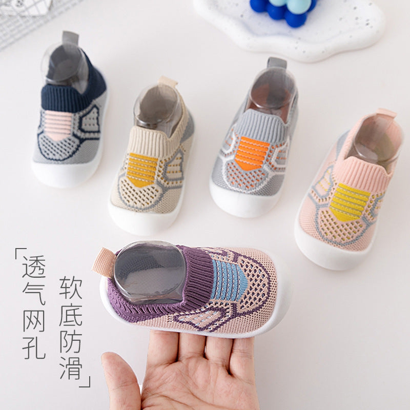Children's new toddler shoes hot style spring and autumn casual all-match baby sneakers soft sole slip-on Korean version of flying woven women's shoes