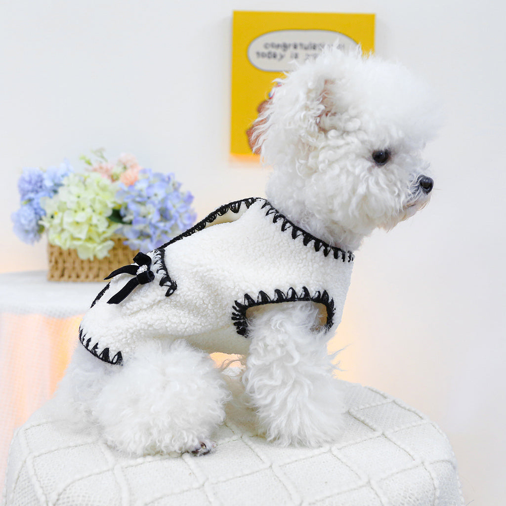 Spot cross-border hot-selling pet puppy and cat clothes source factory autumn and winter new lambskin fragrance vest