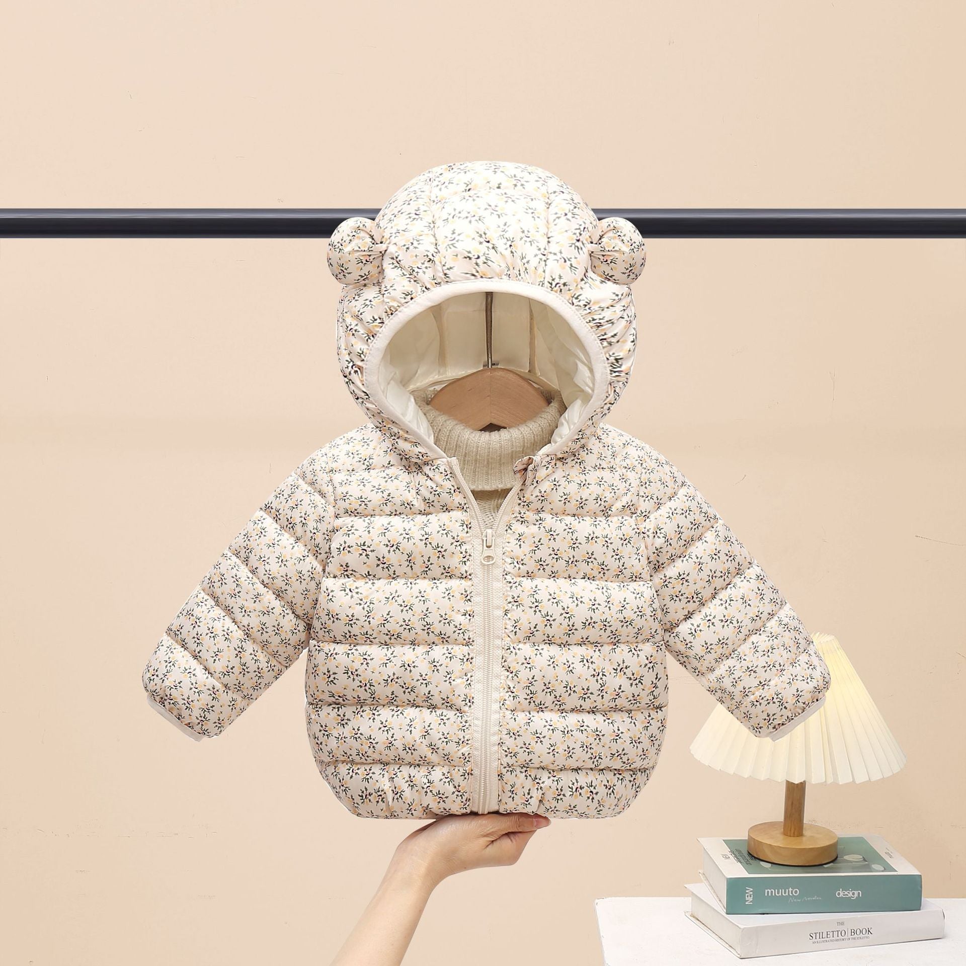 Foreign trade 2025 autumn and winter new cartoon children's down cotton jackets for boys and girls medium and large children's light baby jackets