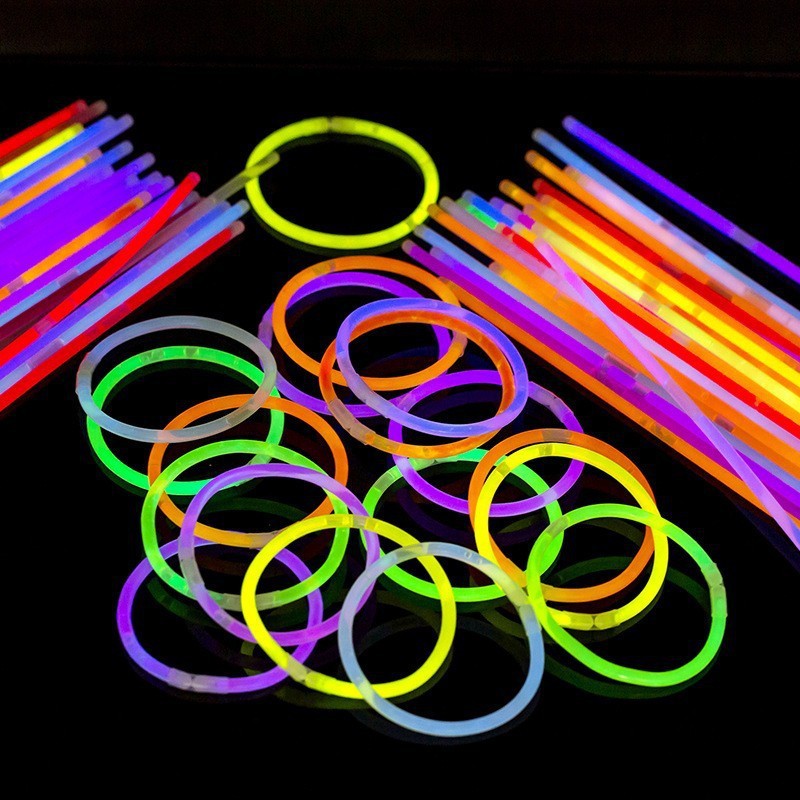 Glow sticks children's luminous bracelets concert support sticks Halloween night market stalls children's toys stalls wholesale