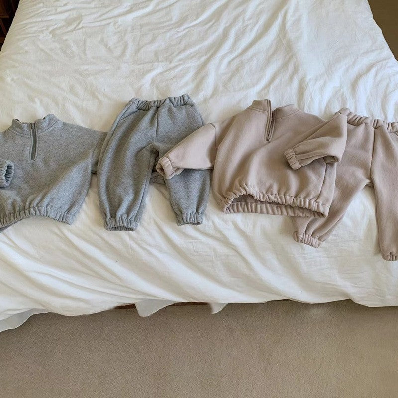 ins Korean version of winter children's clothing boys simple solid color plus velvet suit baby girl fashion outing clothes two-piece suit