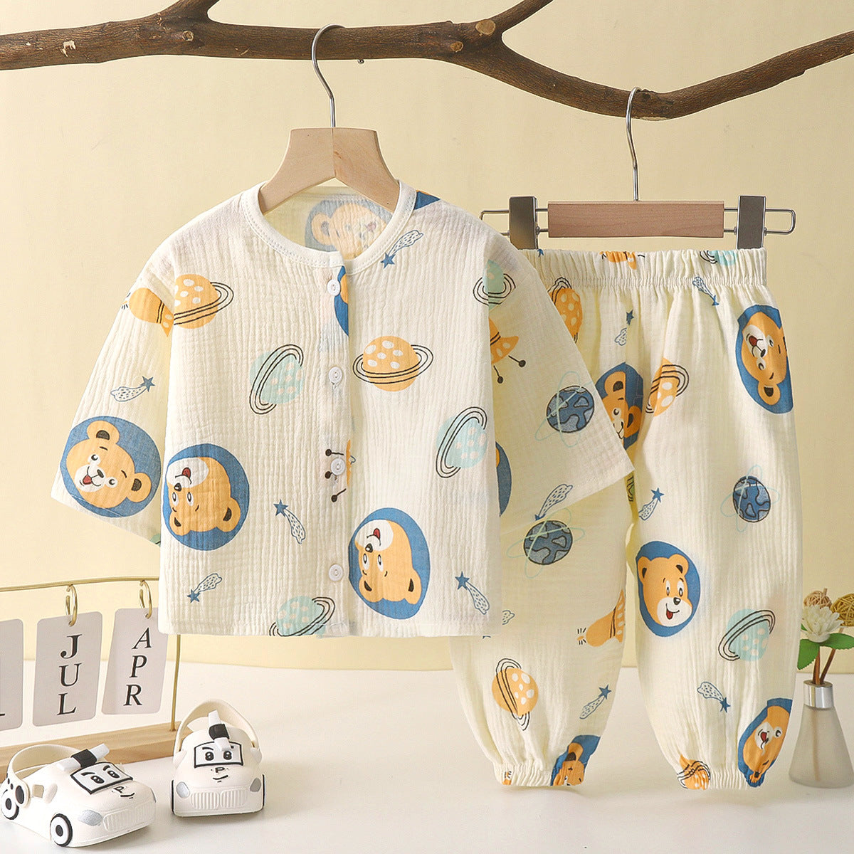 Children's thin double-layer cotton gauze boy's pajamas summer girl's home clothes boy's baby long-sleeved bloomers suit