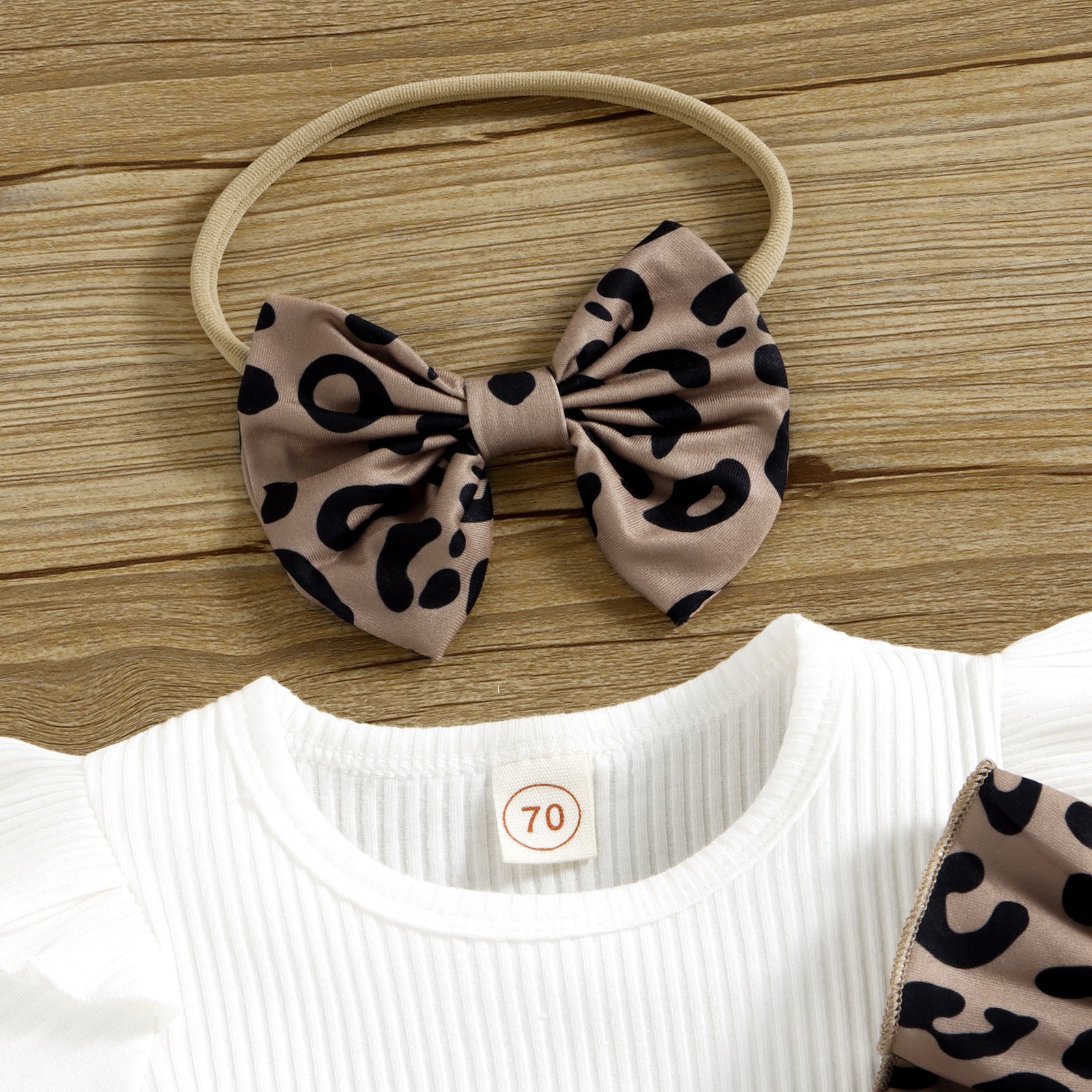 Baoxin foreign trade children's clothing European and American summer infant short-sleeved leopard print lotus leaf triangle baby romper suit