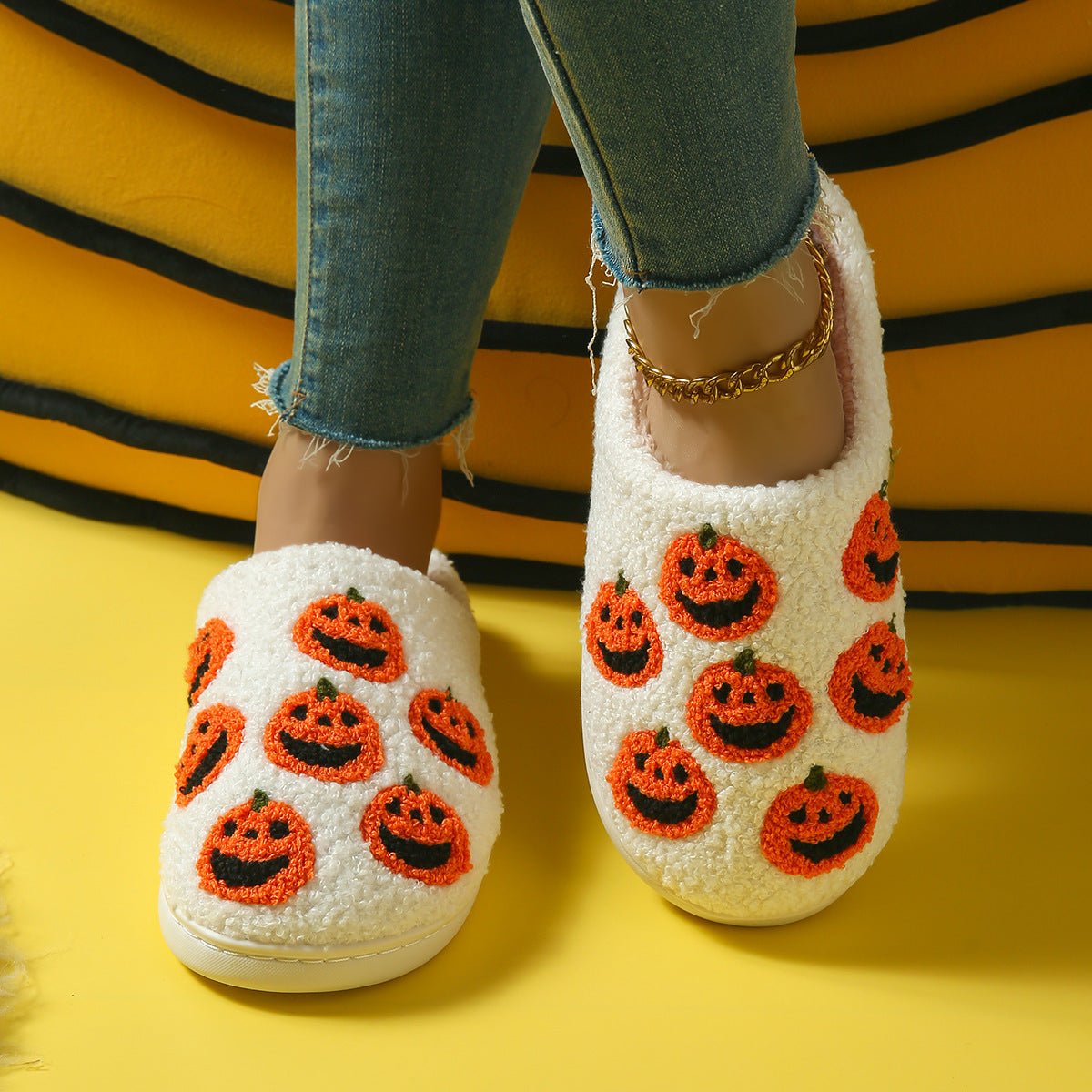 Factory direct supply cross-border Halloween cotton slippers home cartoon cotton slippers home slippers room household slippers wholesale