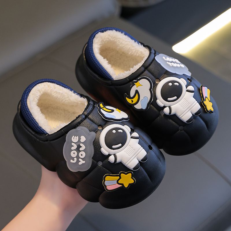 Winter children's cotton slippers for boys and girls, non-slip, warm and velvet home bags, baby outer wear, children's furry cotton shoes