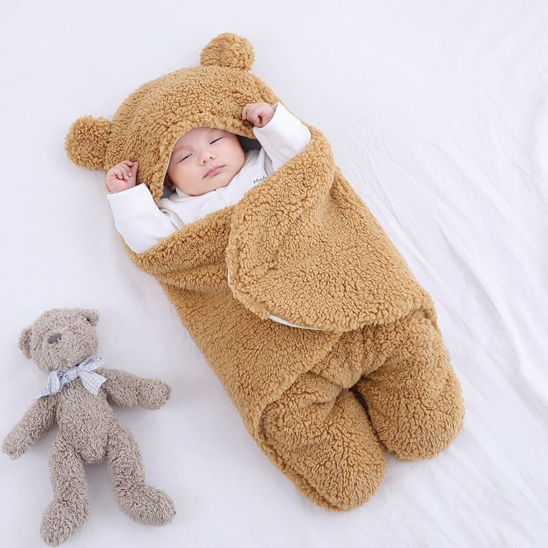 Autumn and winter newborn baby padded bag, newborn baby anti-starter, anti-kick sleeping bag, swaddled baby bear with Velcro