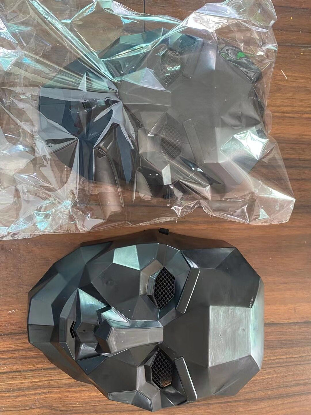 Factory spot South Korea squid game squid mask Halloween red engineer boss personnel game mask