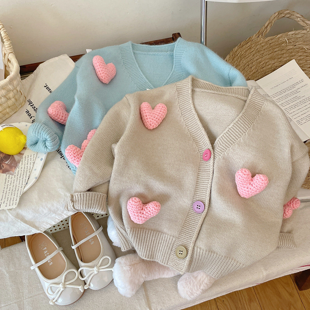 Korean children's clothing girls knitted cardigan autumn style 24 new style sweater children baby wool love coat