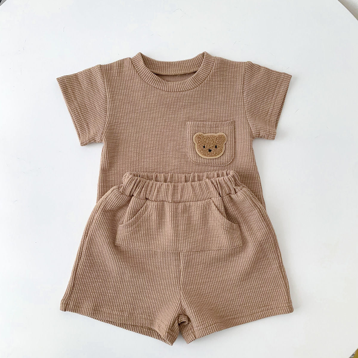 Summer Korean version of small and medium-sized children's shorts and short-sleeved suits for boys and girls baby waffle bear casual thin two-piece suits