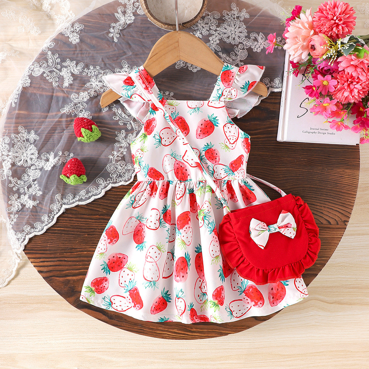 Cross-border European and American shein summer cute baby girl suit infant flying sleeve strawberry print dress shoulder bag