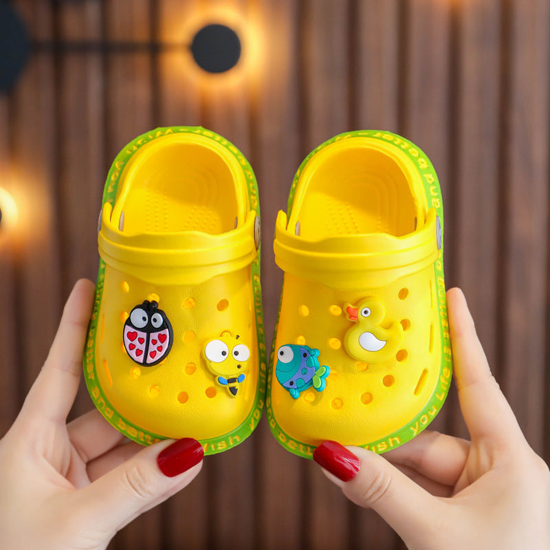 Children's slippers summer girls cute soft bottom non-slip children's sandals and slippers for children infants baby baby hole shoes boys