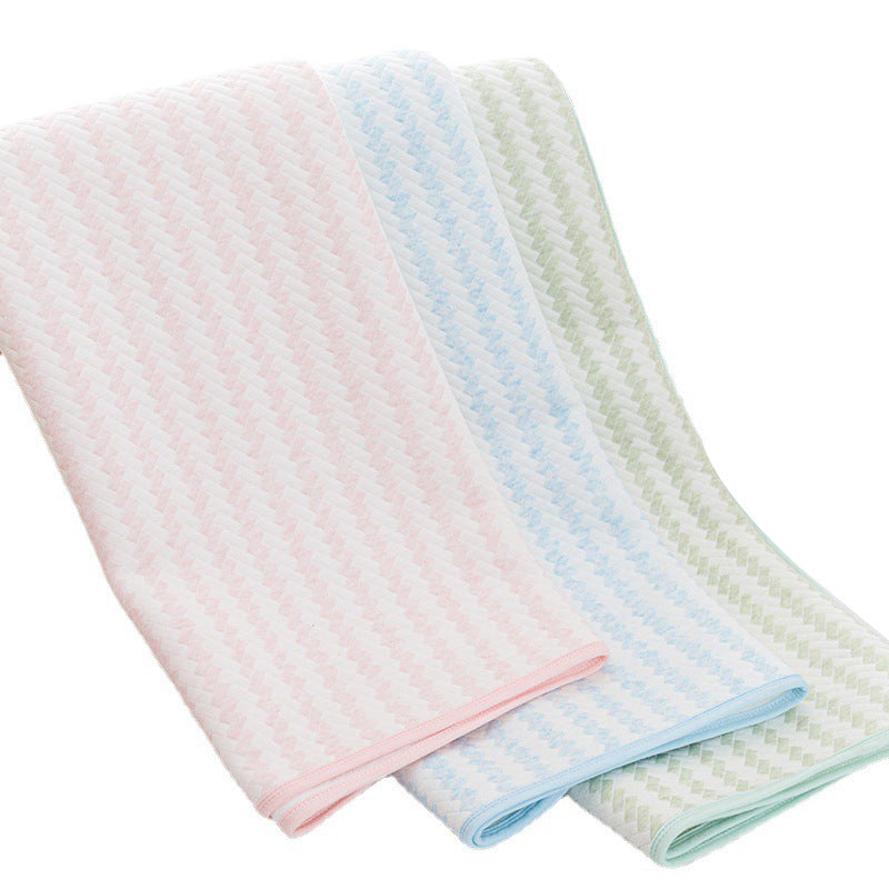 Supply baby high-density gauze diaper pad newborn leak-proof pad children baby waterproof washable small quilt diaper pad
