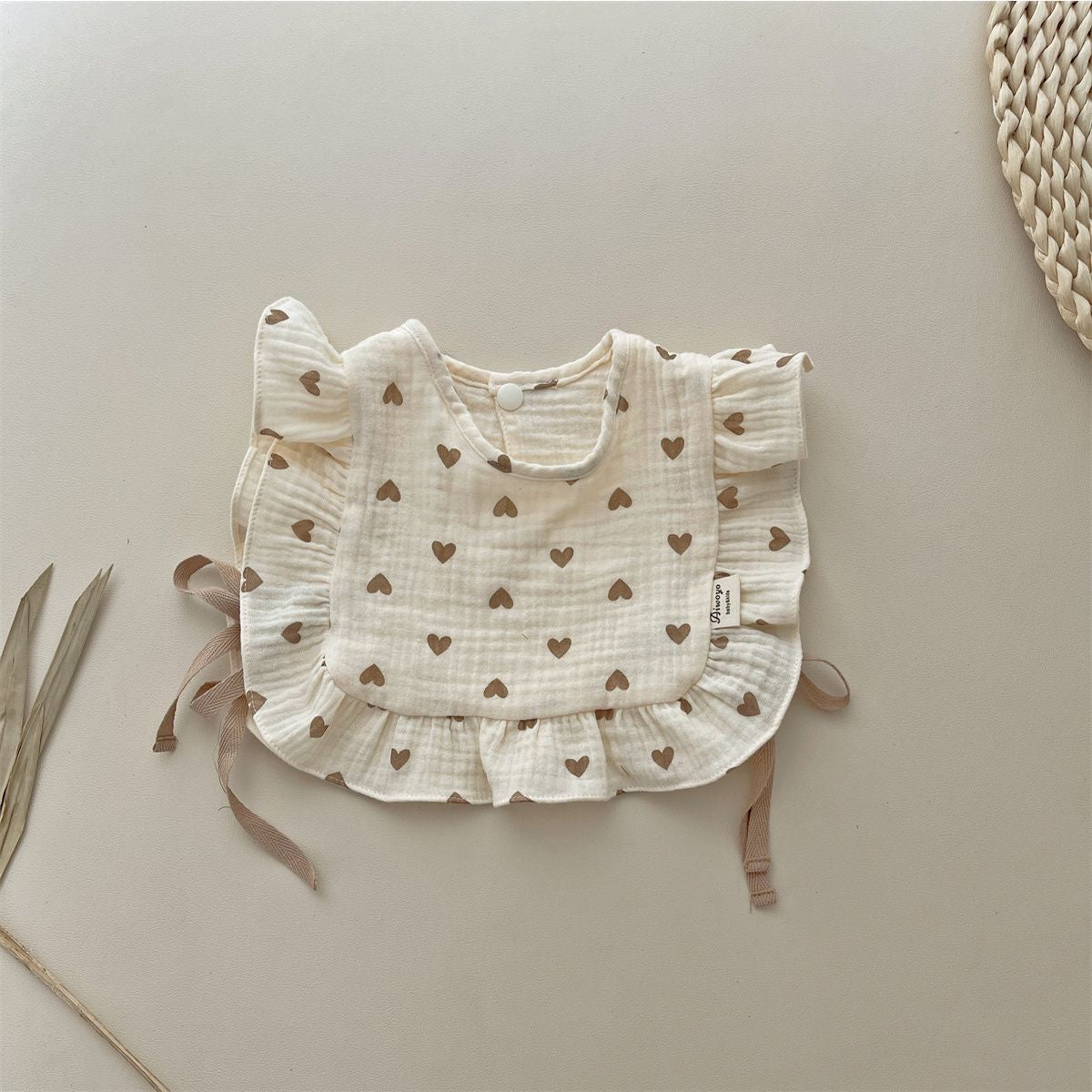ins autumn and winter pure cotton gauze bib baby lace bib baby tie bib fake collar neck anti-spitting milk